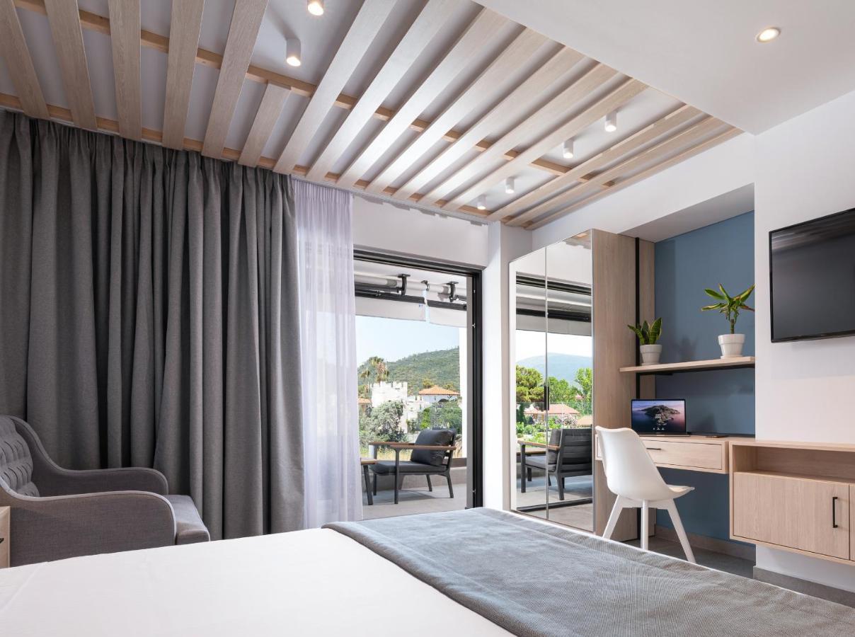 Sky Luxury Suites Sarti Bagian luar foto