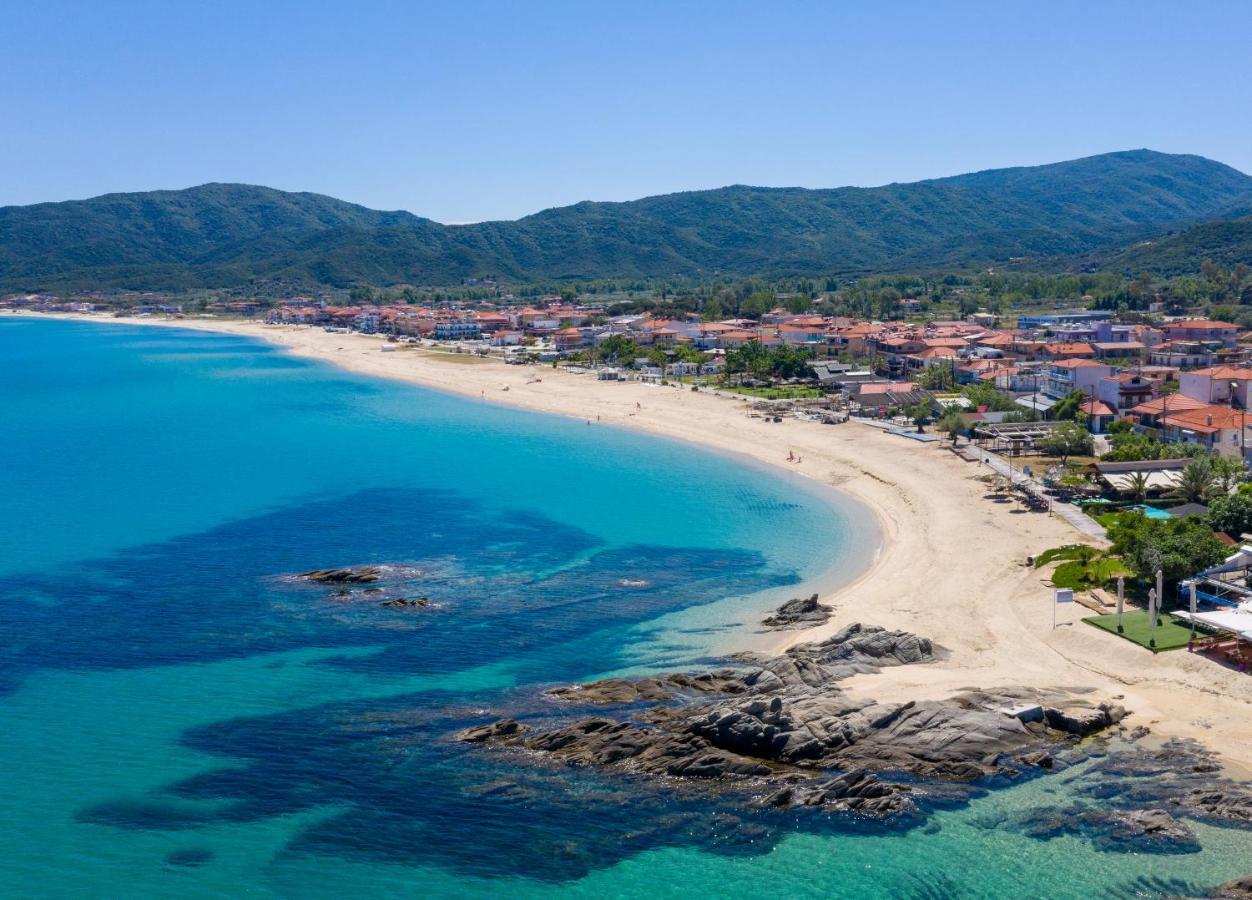 Sky Luxury Suites Sarti Bagian luar foto