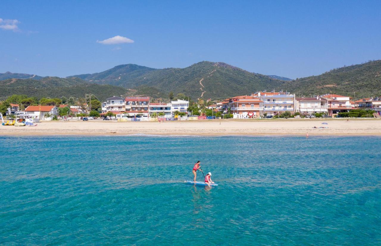 Sky Luxury Suites Sarti Bagian luar foto